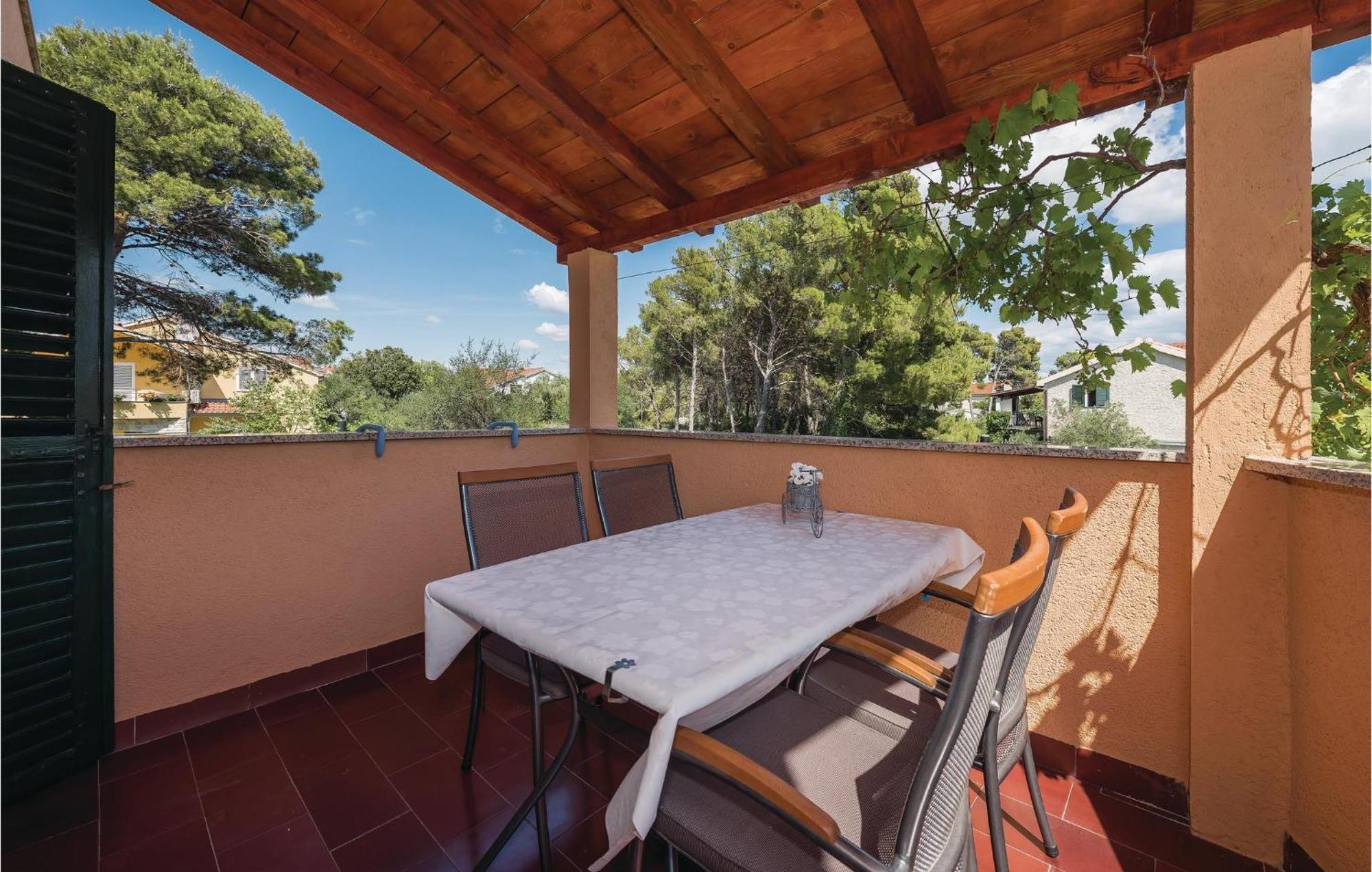 Awesome Apartment In Jadrija With Wifi Экстерьер фото